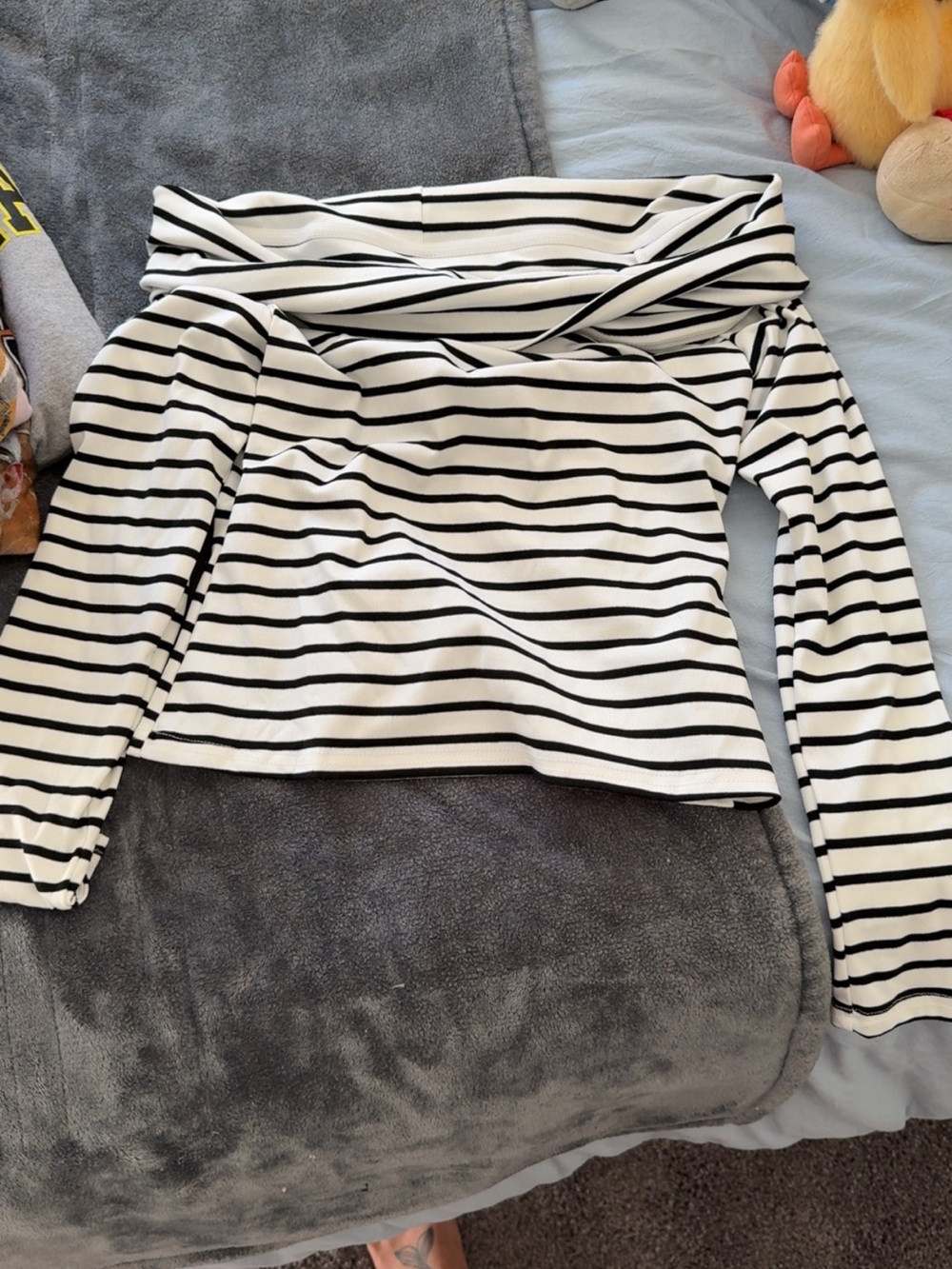 SHEIN Black and White Striped Off-Shoulder Long Sleeve Top